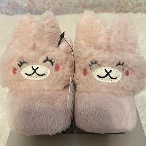 UGG Baby Size 0/1 Pink Llama